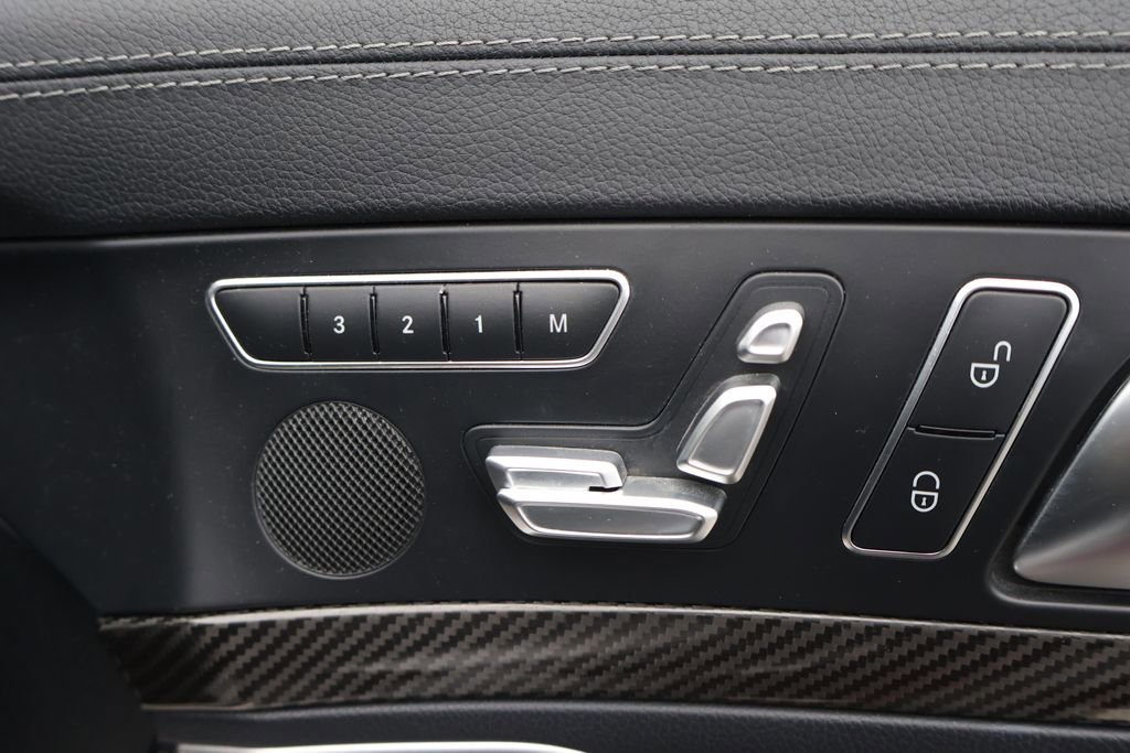 Used 2013 Mercedes-Benz SL 63 AMG image 40