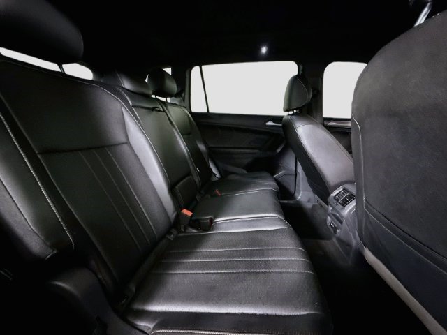 Used 2022 Volkswagen Tiguan SE R-Line FWD image 26