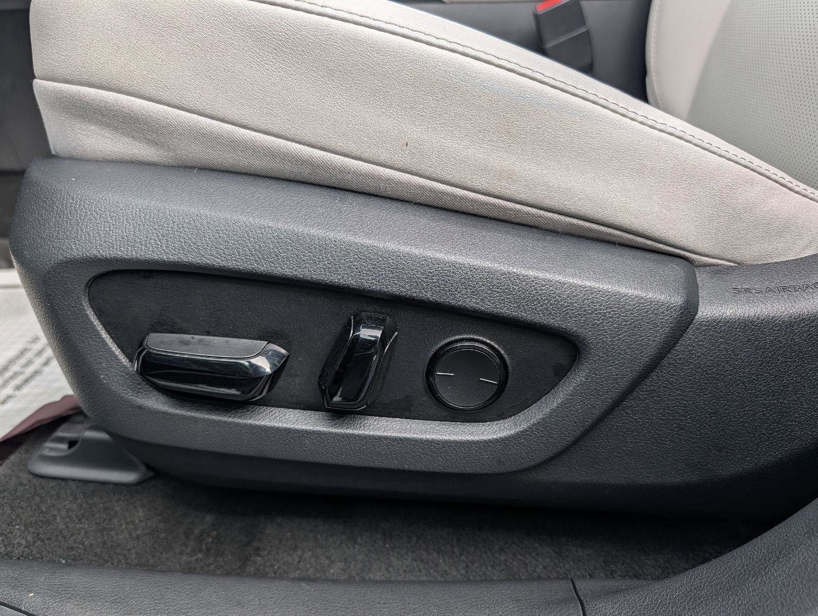 Used 2023 Lexus RX 350 Premium w/ Accessory Package (K3) image 10