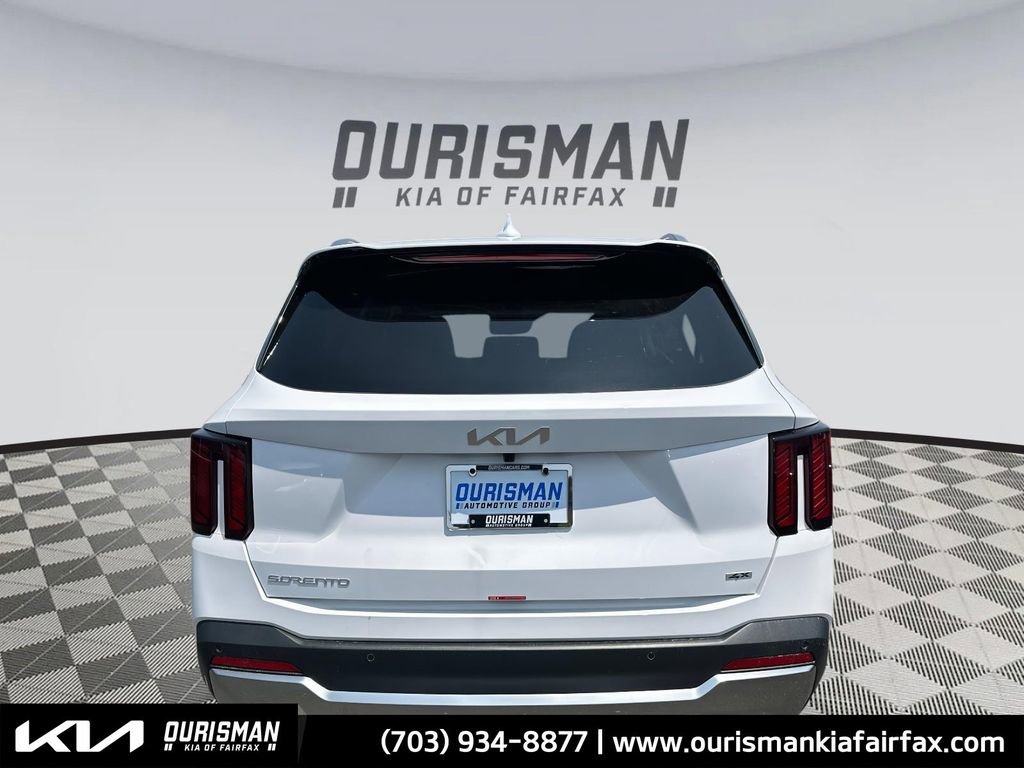 New 2025 Kia Sorento S image 4