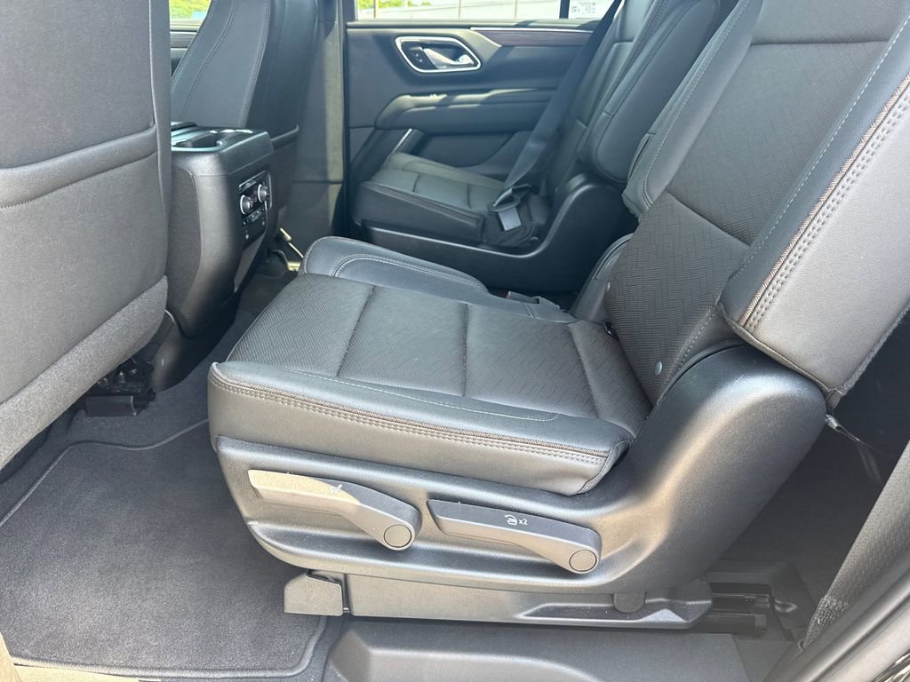 Used 2023 Chevrolet Tahoe High Country AWD/4WD image 22