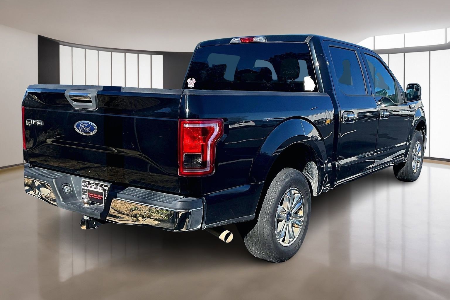 Used 2017 Ford F150 XLT image 6