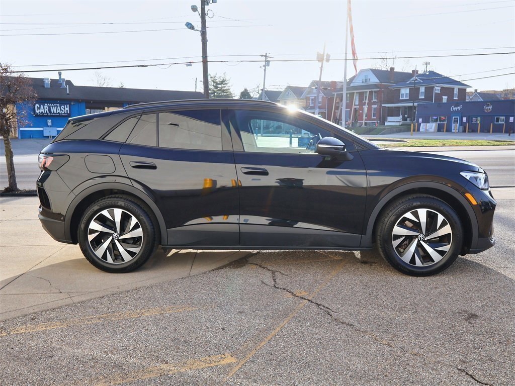 Certified 2024 Volkswagen ID.4 Standard image 6