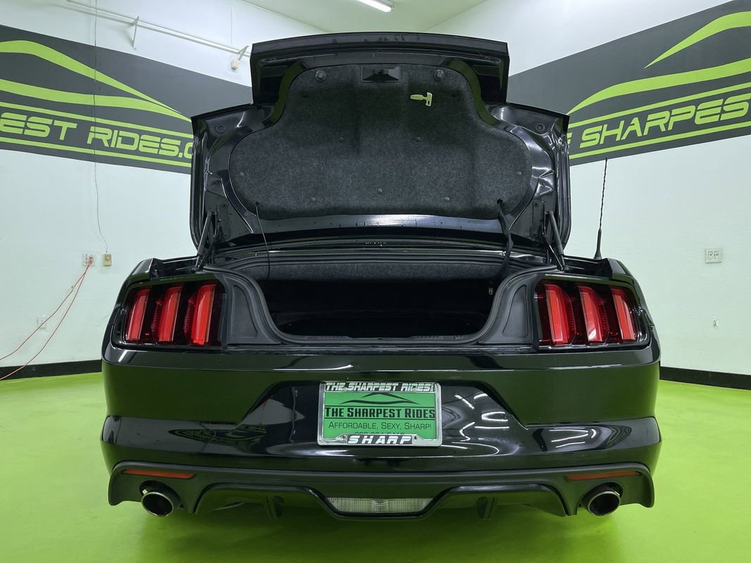 Used 2017 Ford Mustang GT Premium image 9