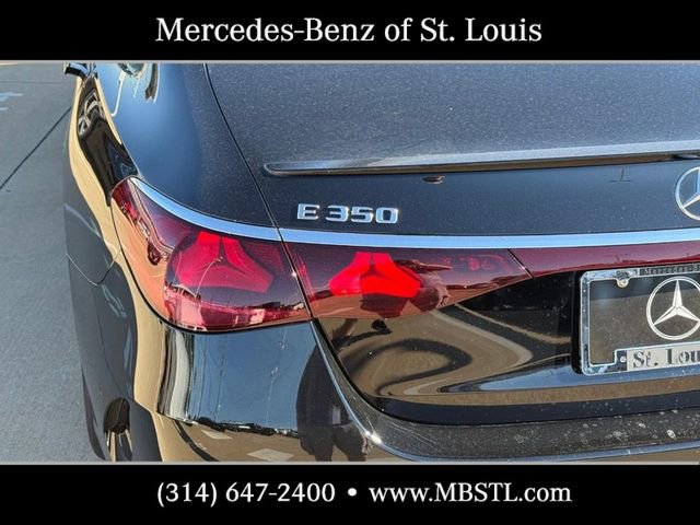Used 2025 Mercedes-Benz E 350 4MATIC Sedan image 4