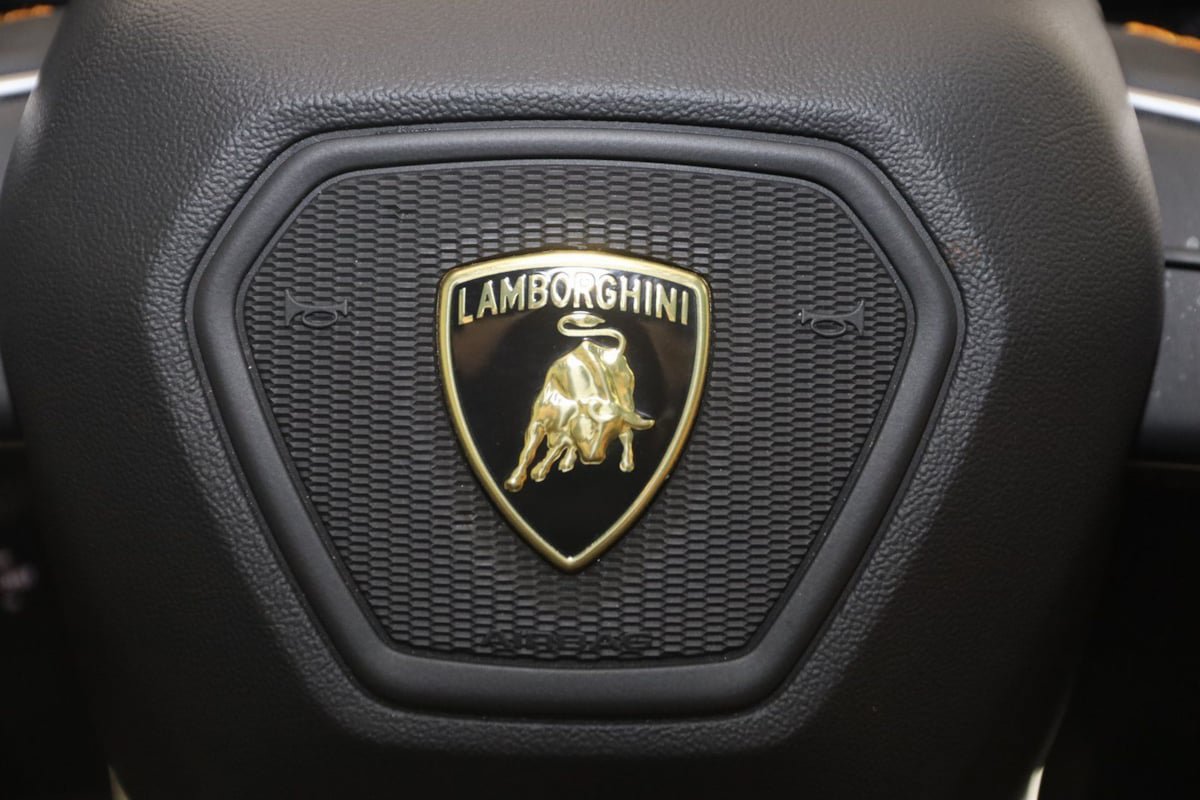 Used 2021 Lamborghini Urus AWD/4WD image 58