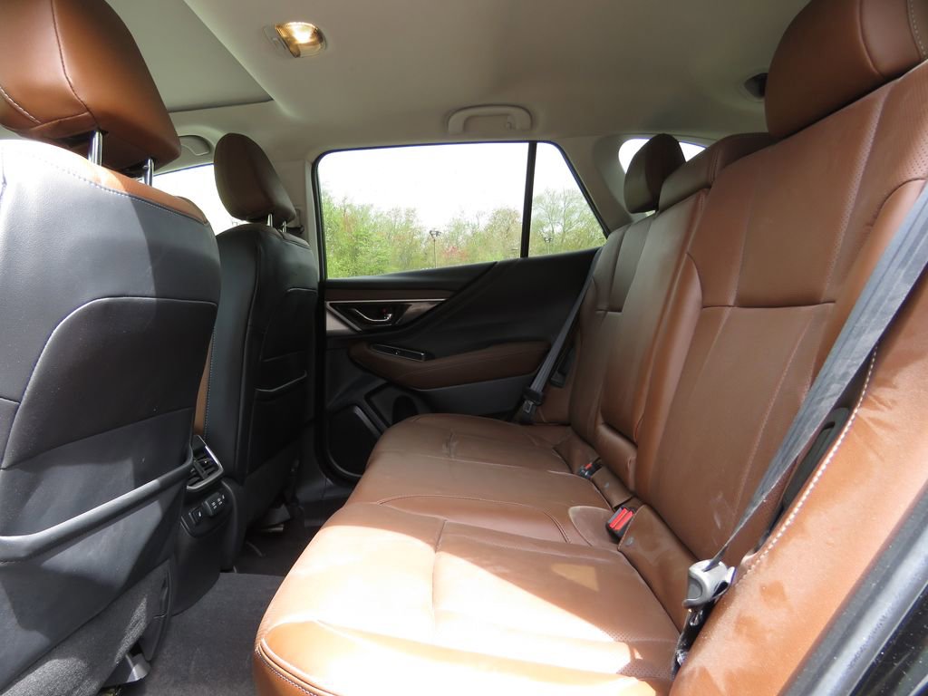 Used 2020 Subaru Outback Touring AWD/4WD image 18