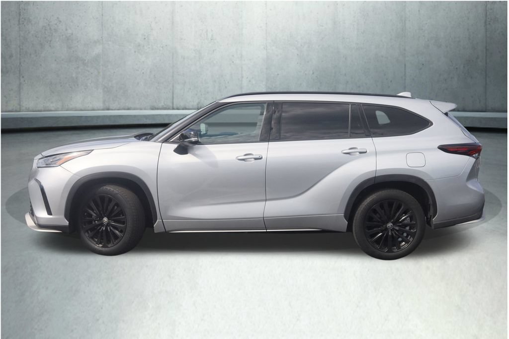Used 2024 Toyota Highlander XSE AWD/4WD image 18