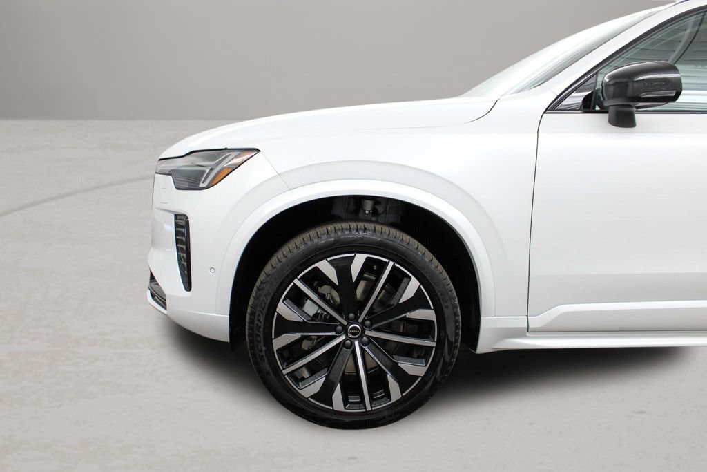 Used 2026 Volvo XC90 B6 Ultra w/ Protection Package Premier AWD/4WD image 32