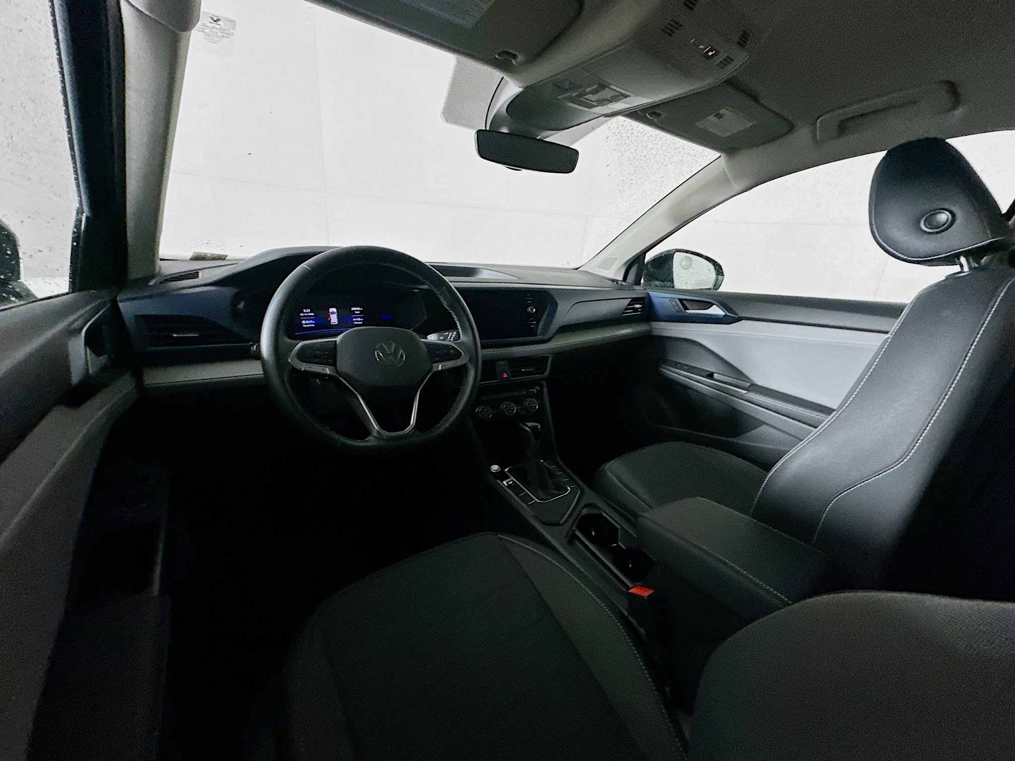 Used 2024 Volkswagen Taos SE image 18