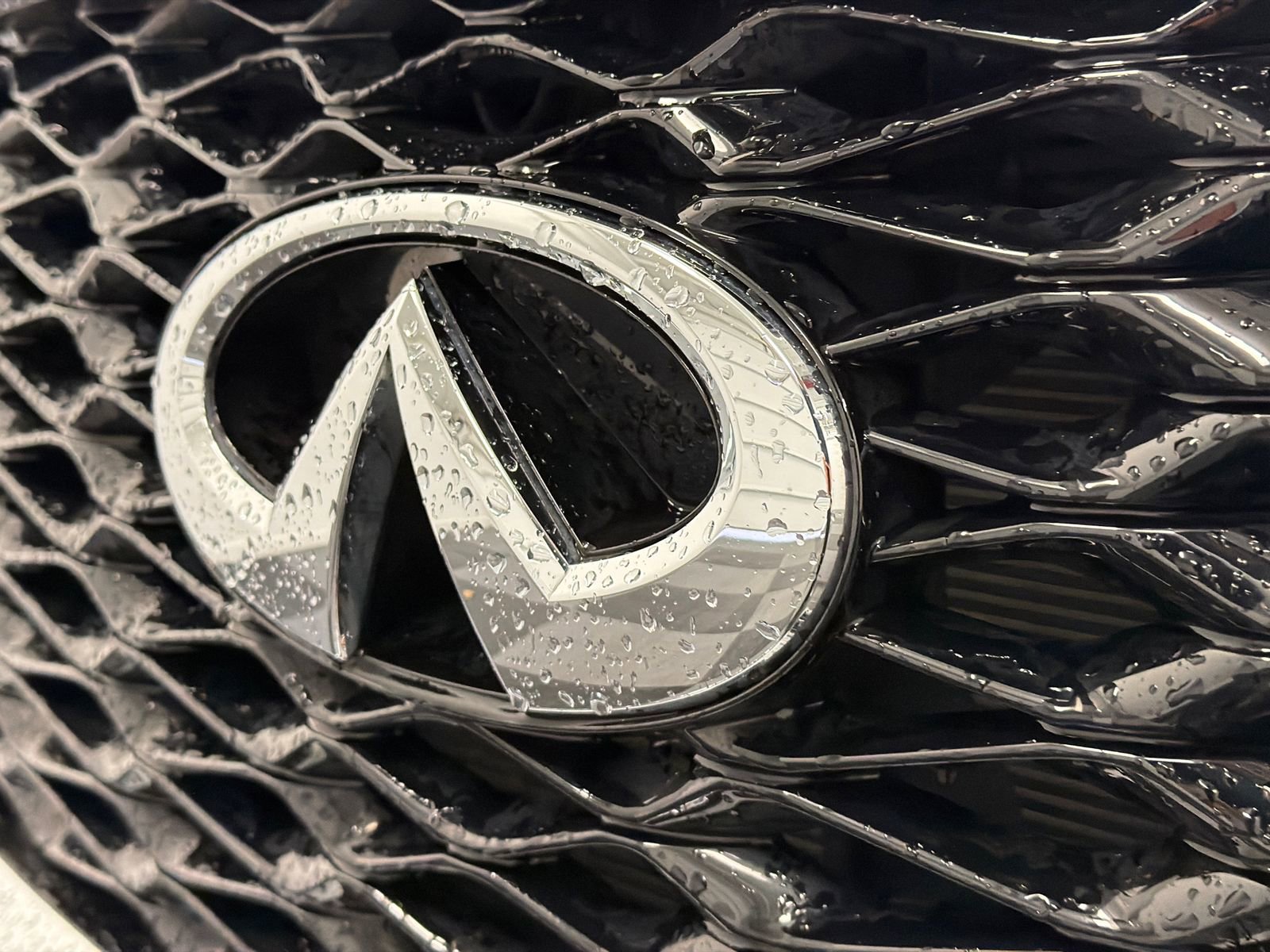 Used 2024 INFINITI QX60 Luxe image 14