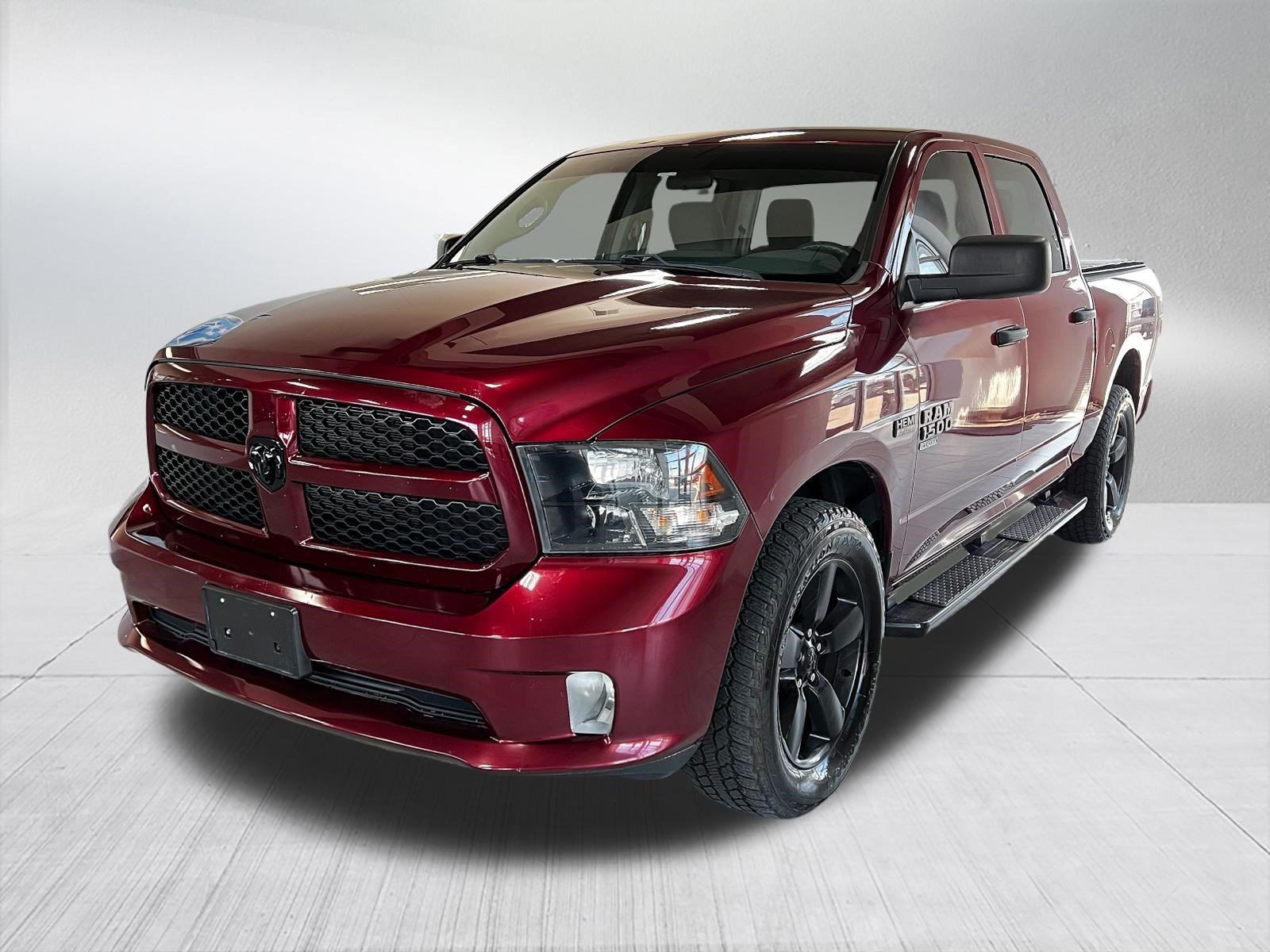 Used 2019 RAM 1500 Express w/ Wheel & Sound Group