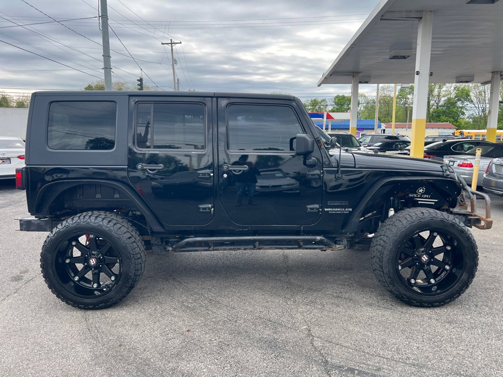 Used 2016 Jeep Wrangler Unlimited Sport w/ Quick Order Package 24S AWD/4WD image 19