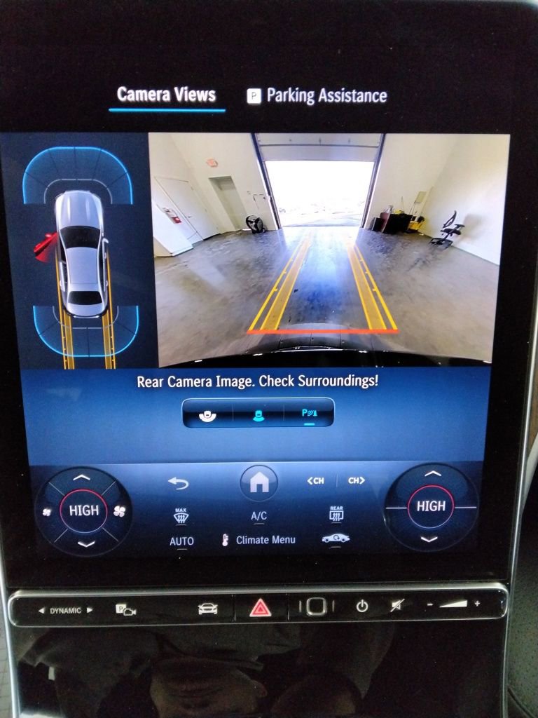 Used 2025 Mercedes-Benz C 300 4MATIC Sedan image 26