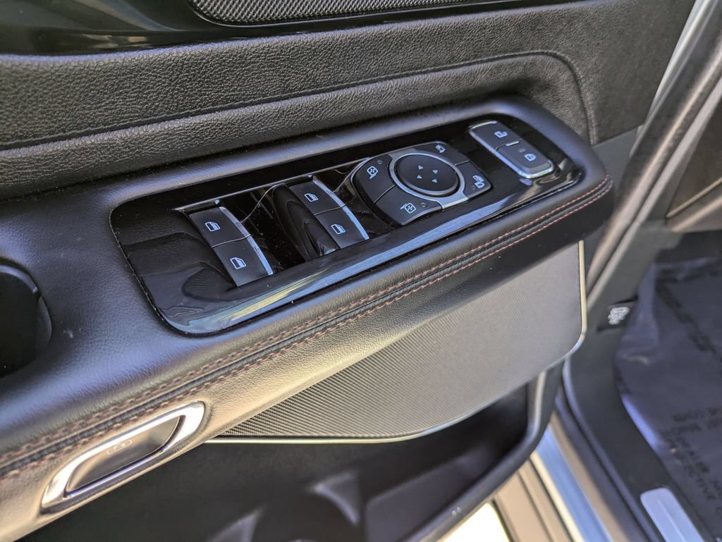 Used 2024 Lincoln Aviator Reserve AWD/4WD image 13