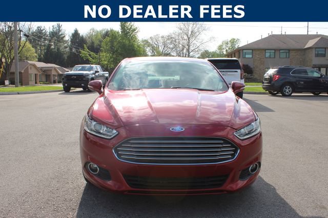 Used 2015 Ford Fusion SE FWD image 3