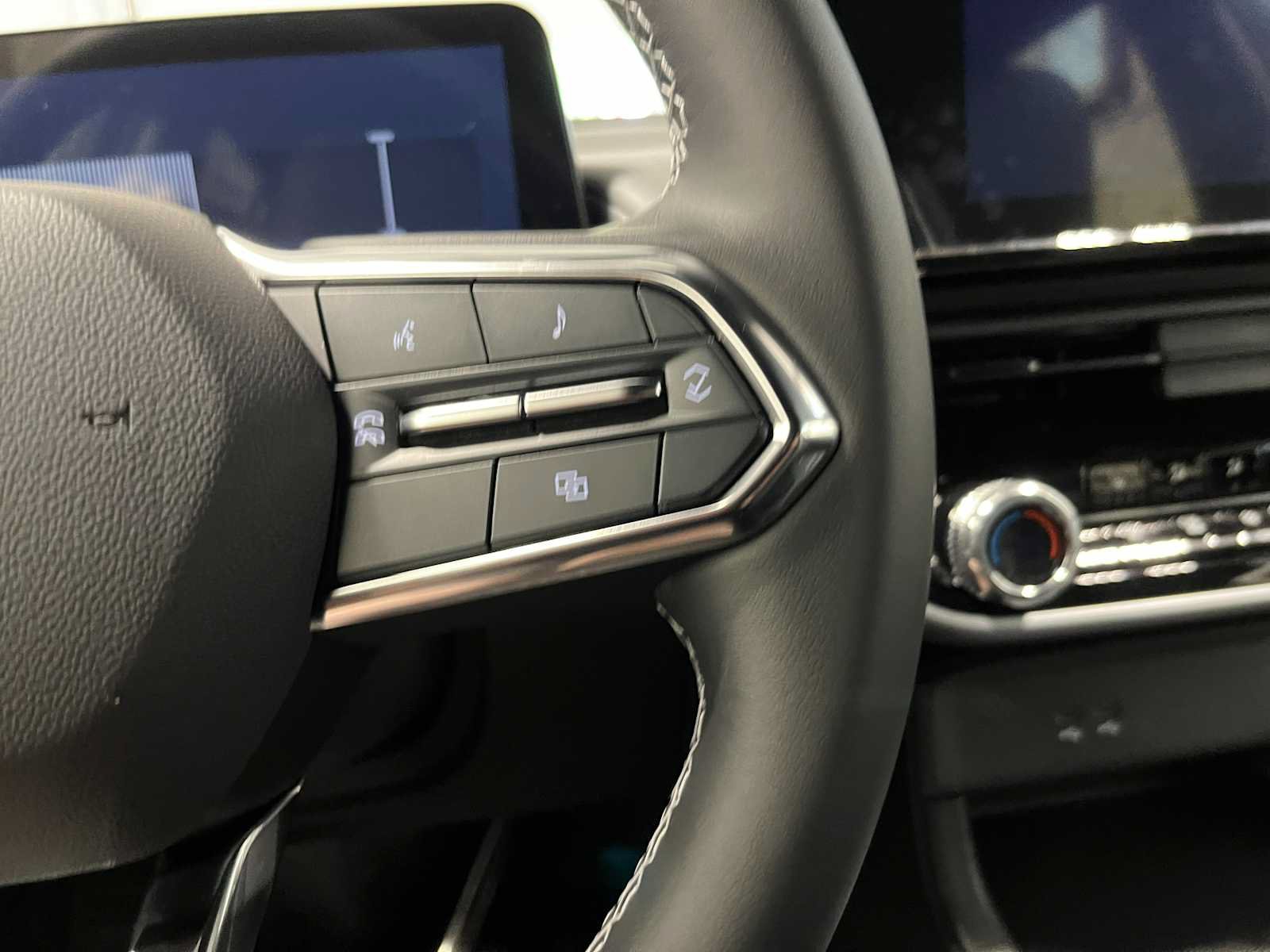 New 2026 Honda Prologue Touring image 13