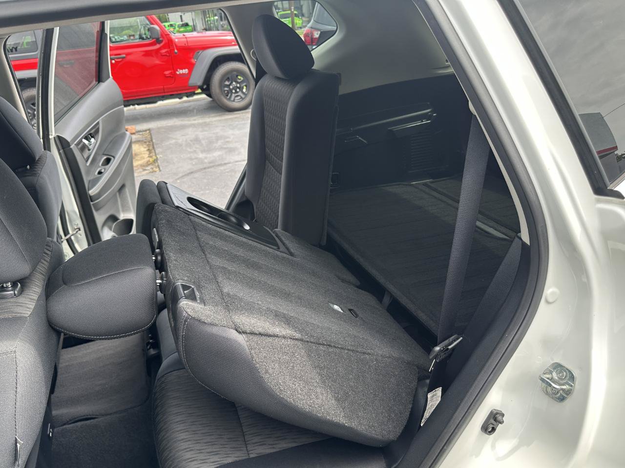 Used 2019 Nissan Rogue S w/ Special Edition Package AWD/4WD image 33