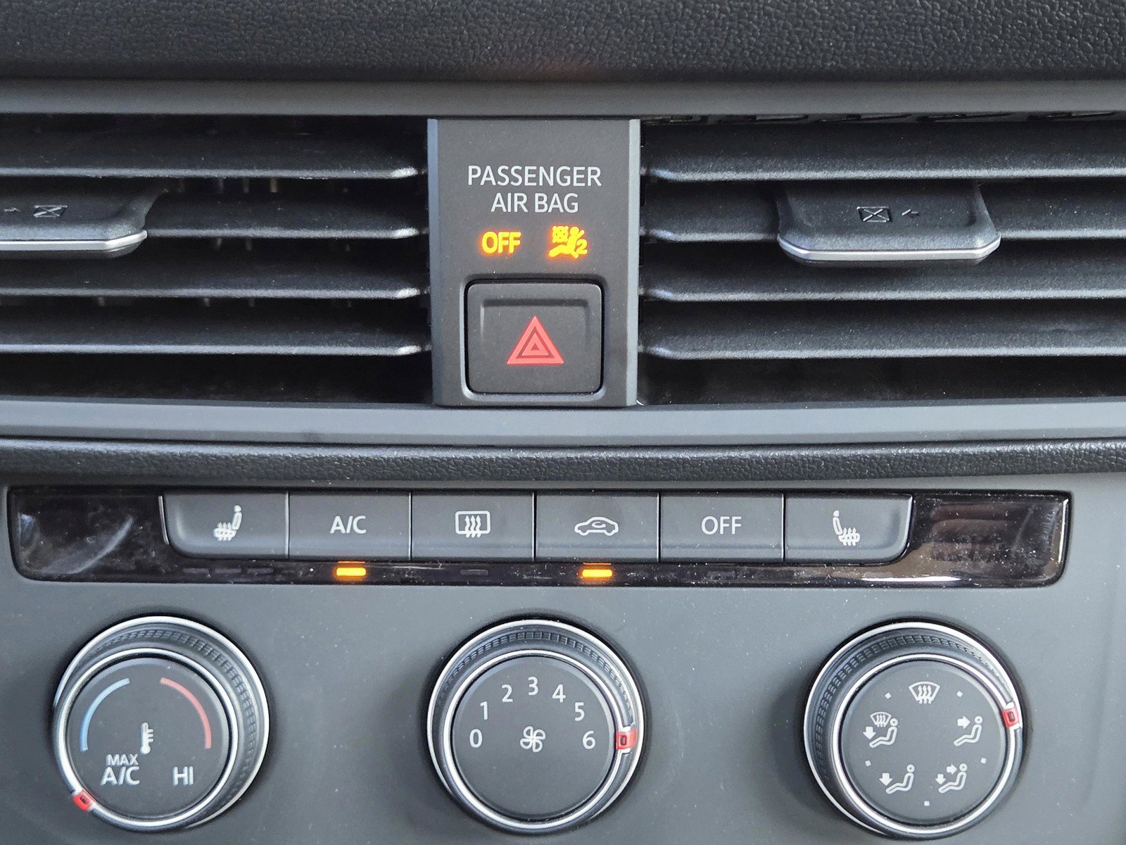 Used 2024 Volkswagen Jetta Sport image 25