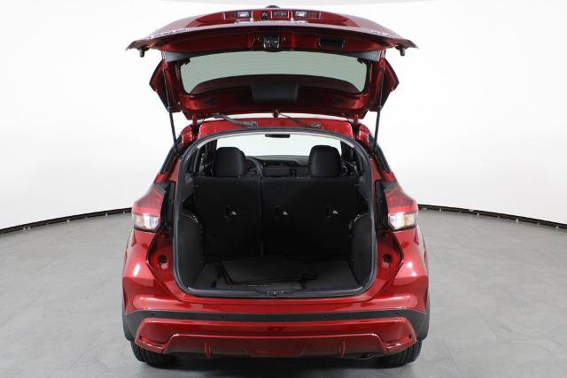 Certified 2024 Nissan Kicks SR FWD image 17