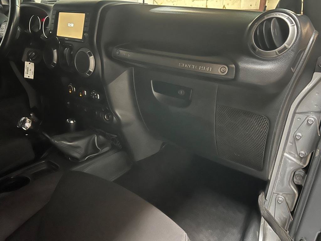 Used 2014 Jeep Wrangler Sport w/ Quick Order Package 23S AWD/4WD image 28