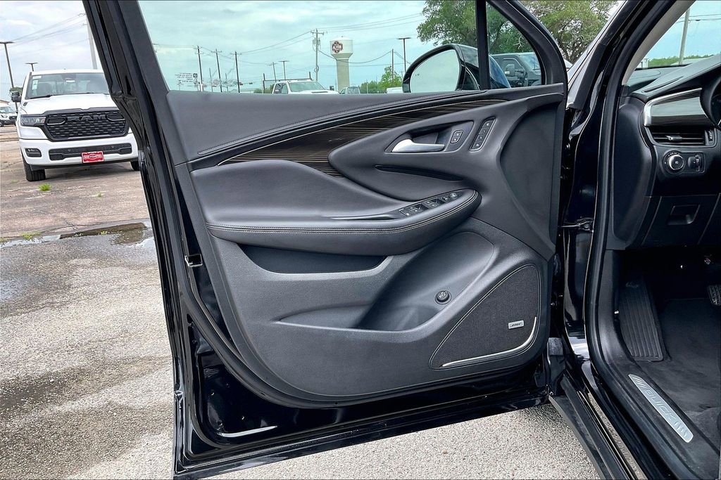 Used 2019 Buick Envision Premium w/ LPO, Cargo Package image 17