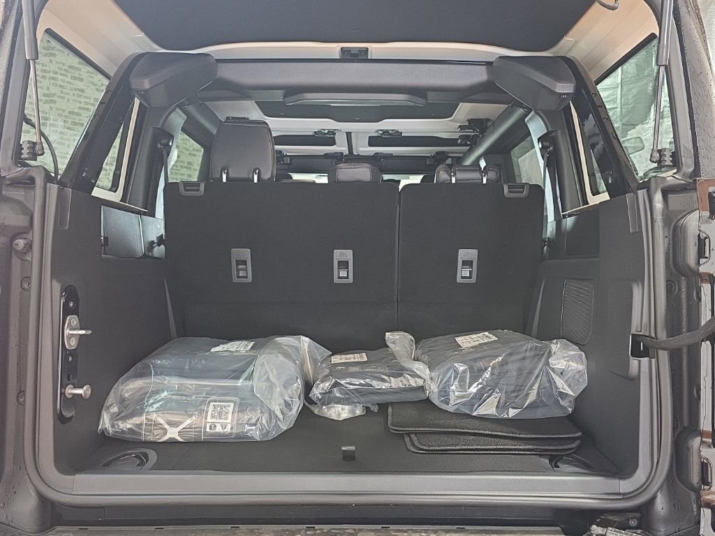 New 2025 Ford Bronco Badlands image 21