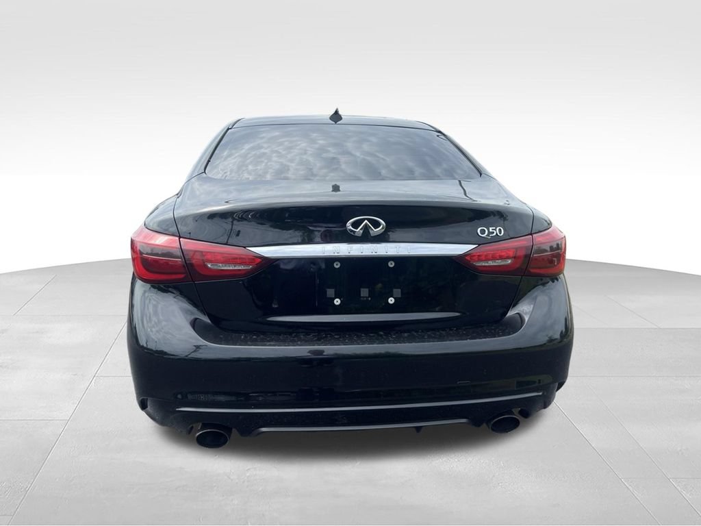 Used 2018 INFINITI Q50 Luxe RWD image 8