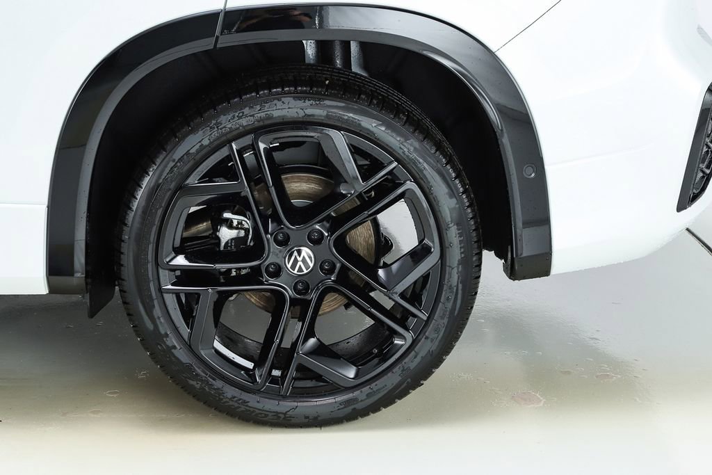 New 2026 Volkswagen Tiguan SE R-Line image 45