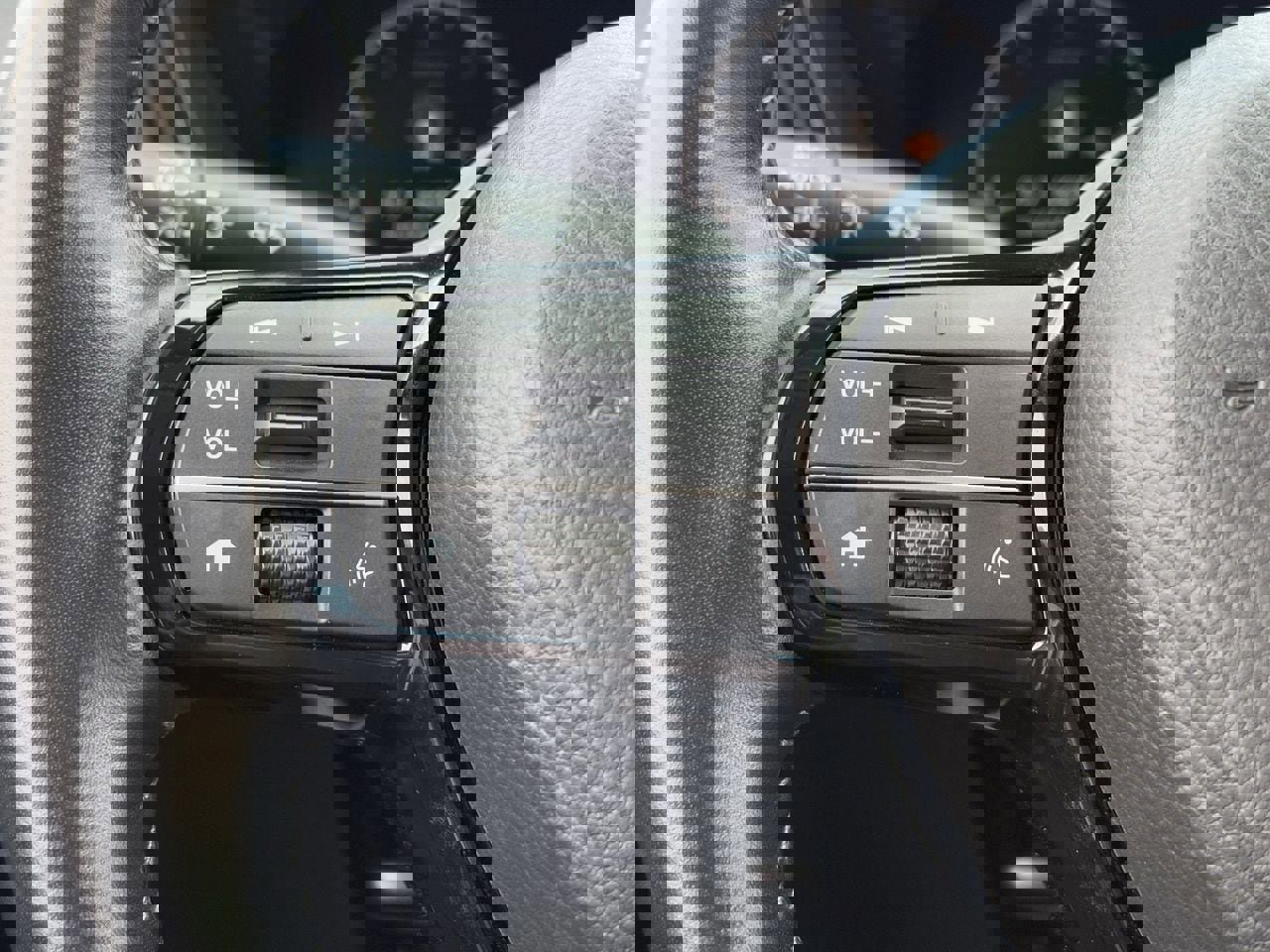 Used 2025 Honda CR-V EX-L image 16