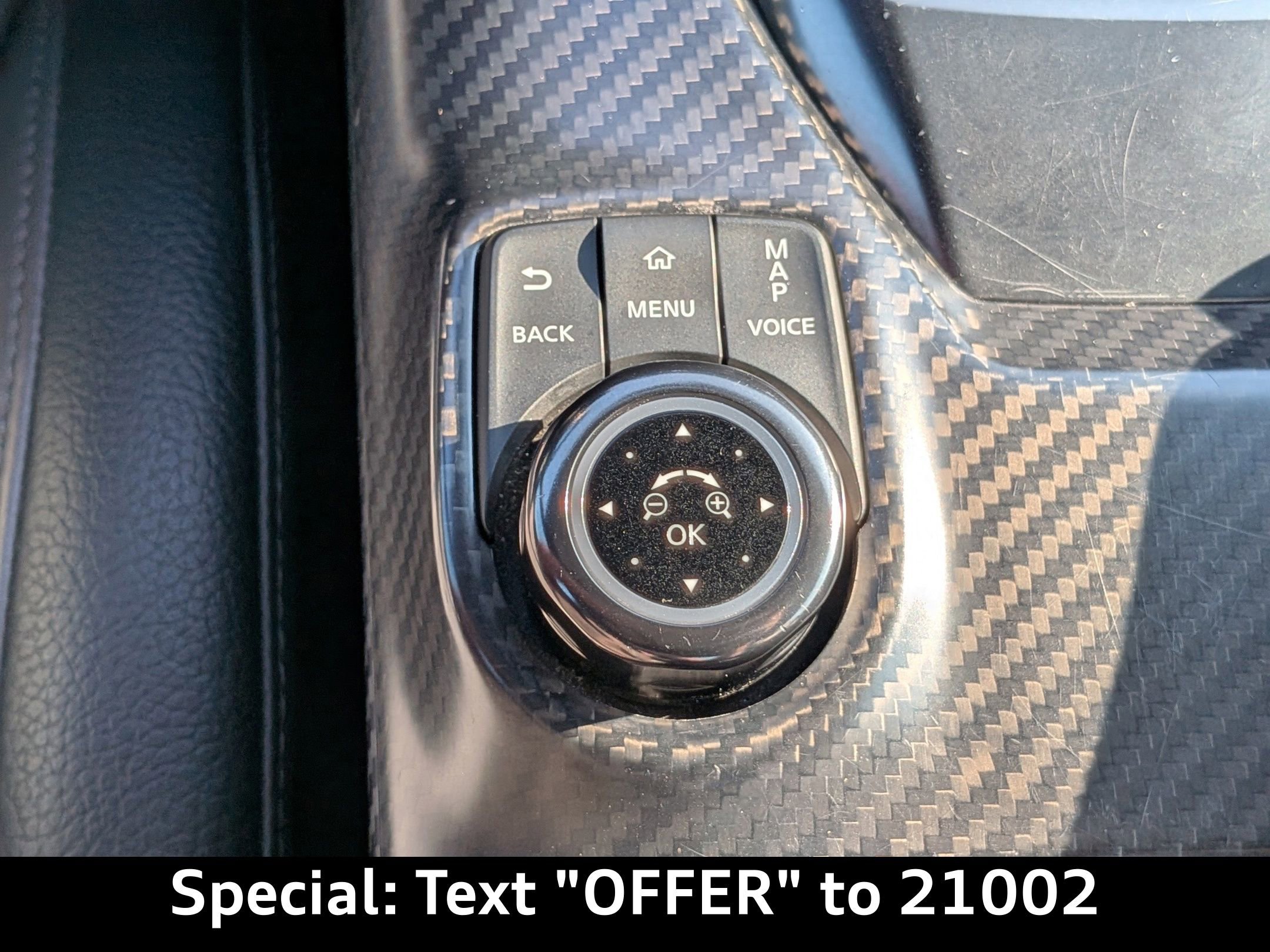 Used 2021 Nissan GT-R Premium image 25