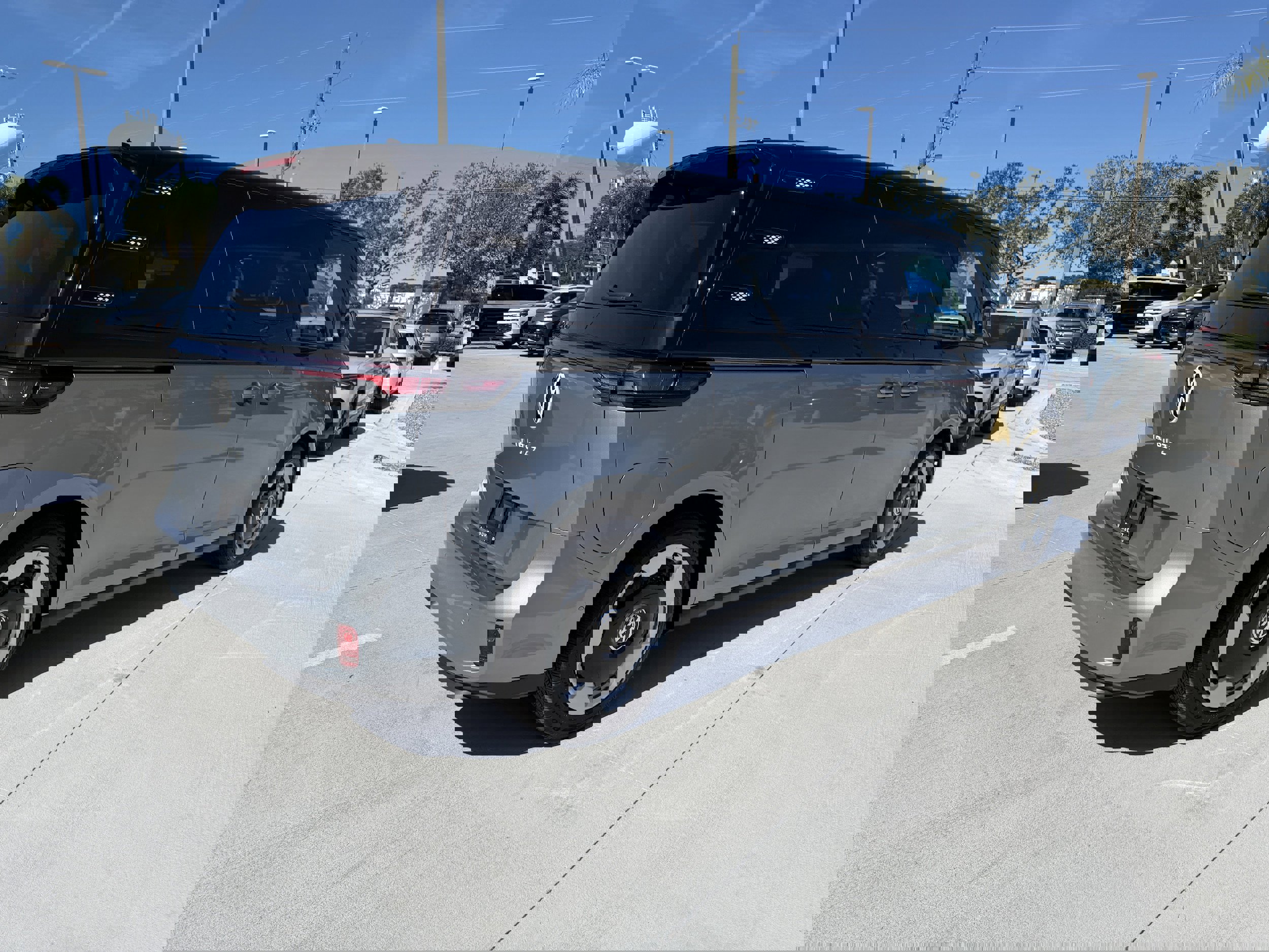 New 2025 Volkswagen ID. Buzz Pro S image 3