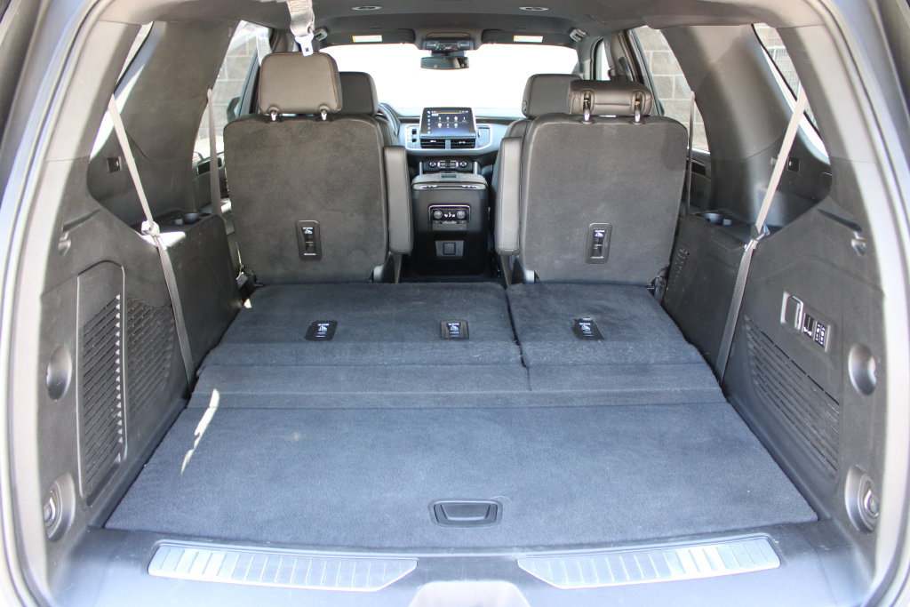 Certified 2023 Chevrolet Tahoe RST w/ RST Performance Edition AWD/4WD image 40