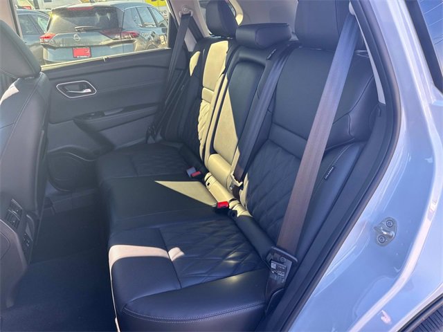 New 2026 Nissan Rogue Platinum w/ Platinum Premium Package image 16