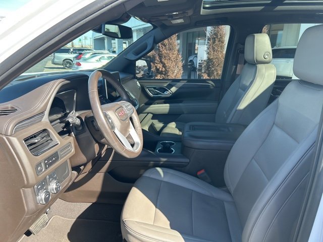 Used 2023 GMC Yukon XL SLT image 12