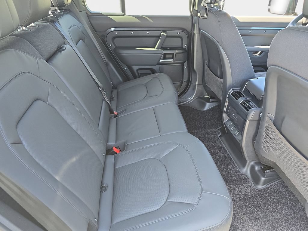 New 2026 Land Rover Defender 110 X AWD/4WD image 11