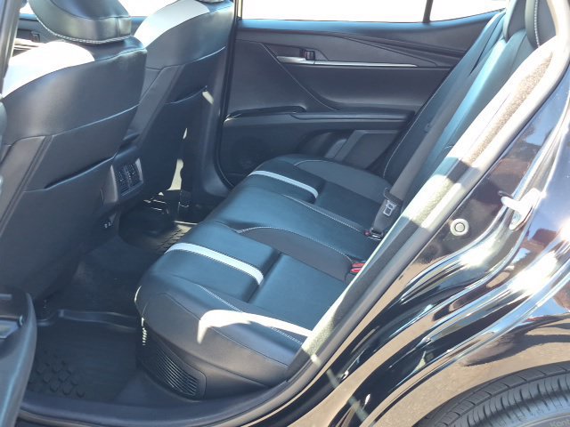 Used 2025 Toyota Camry SE w/ Convenience Package FWD image 18
