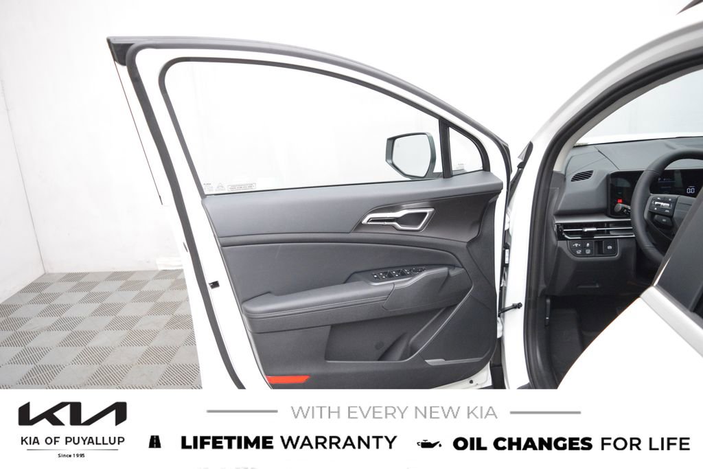 New 2026 Kia Sportage EX image 9