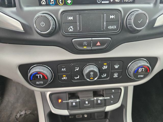 Used 2023 GMC Terrain SLT image 17