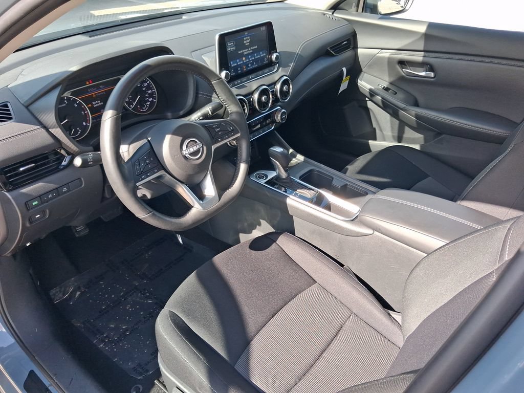 Used 2025 Nissan Sentra SV w/ All-Weather Package FWD image 19