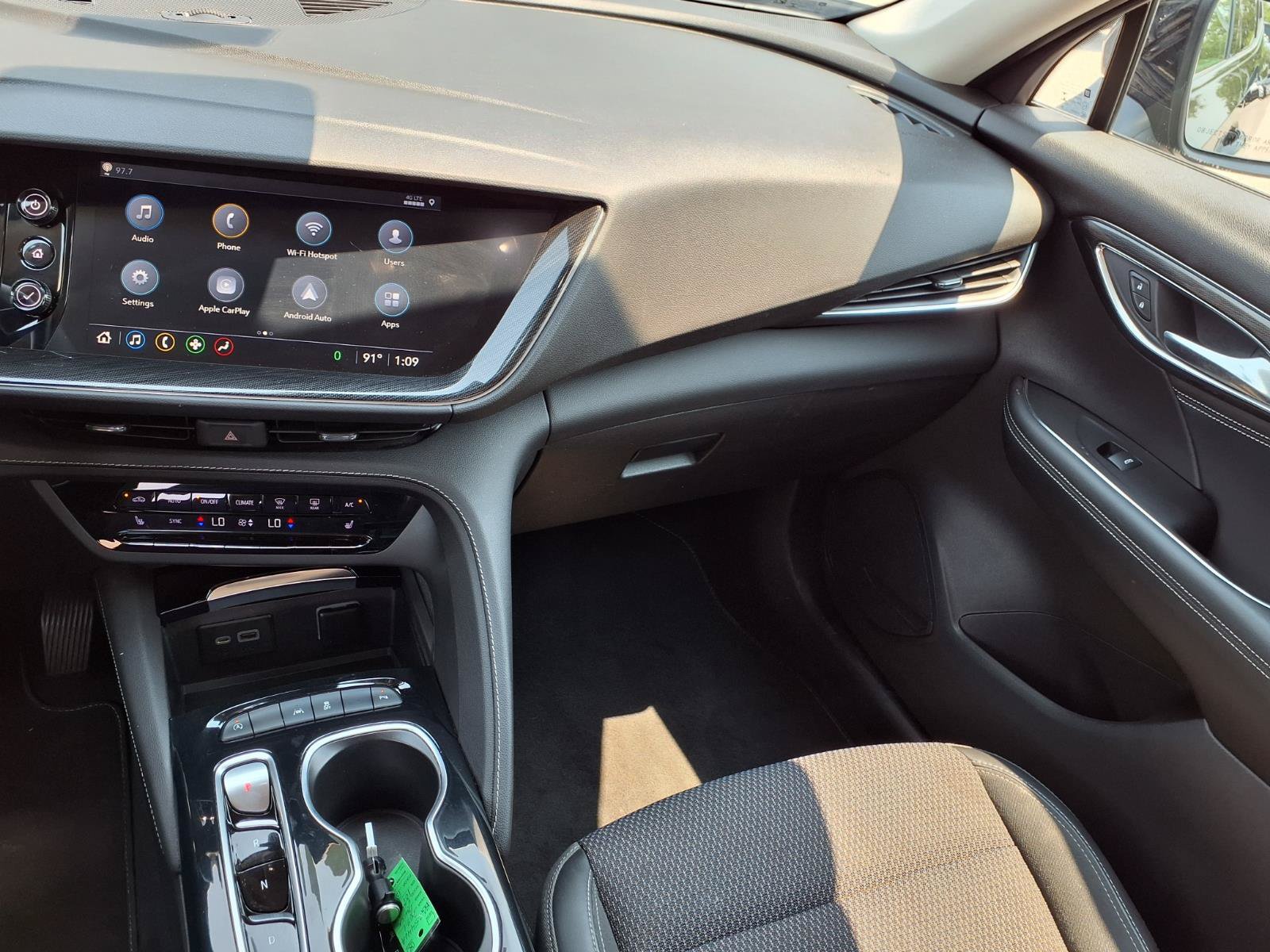 Used 2021 Buick Envision Preferred FWD image 4