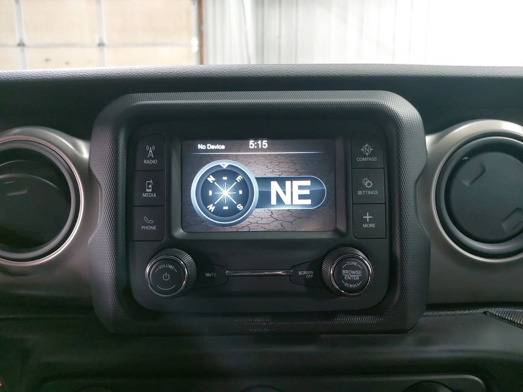 Used 2018 Jeep Wrangler Unlimited Sport image 23