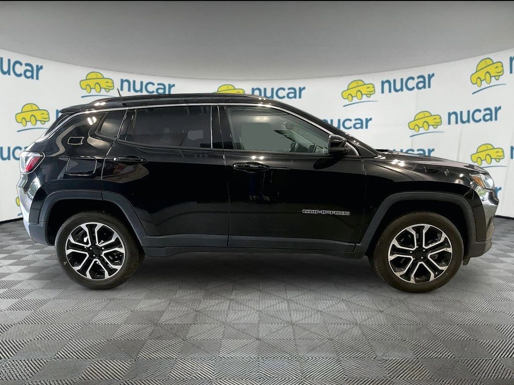 Used 2022 Jeep Compass Limited image 9