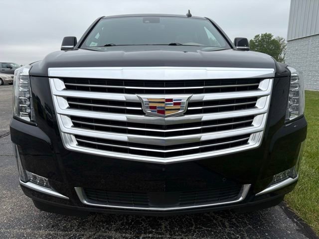 Used 2020 Cadillac Escalade Platinum AWD/4WD image 7