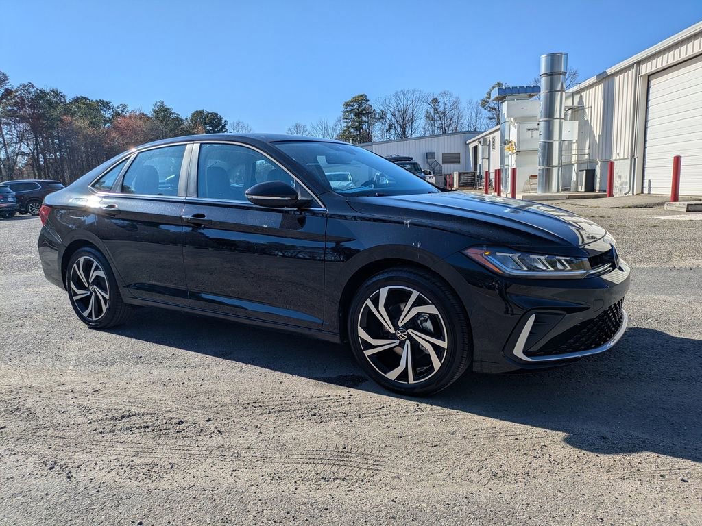 New 2026 Volkswagen Jetta SEL image 2