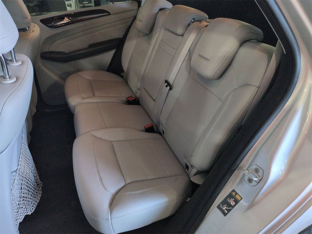 Used 2013 Mercedes-Benz ML 550 4MATIC w/ Premium 1 Pkg image 25