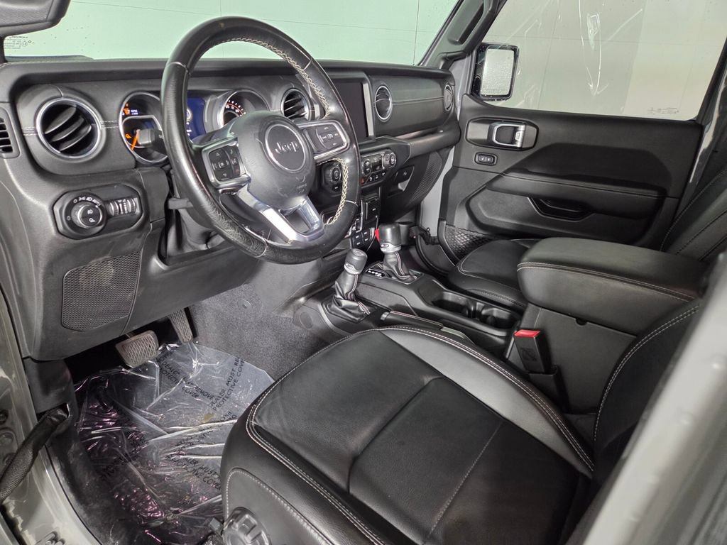 Used 2021 Jeep Gladiator Overland AWD/4WD image 13