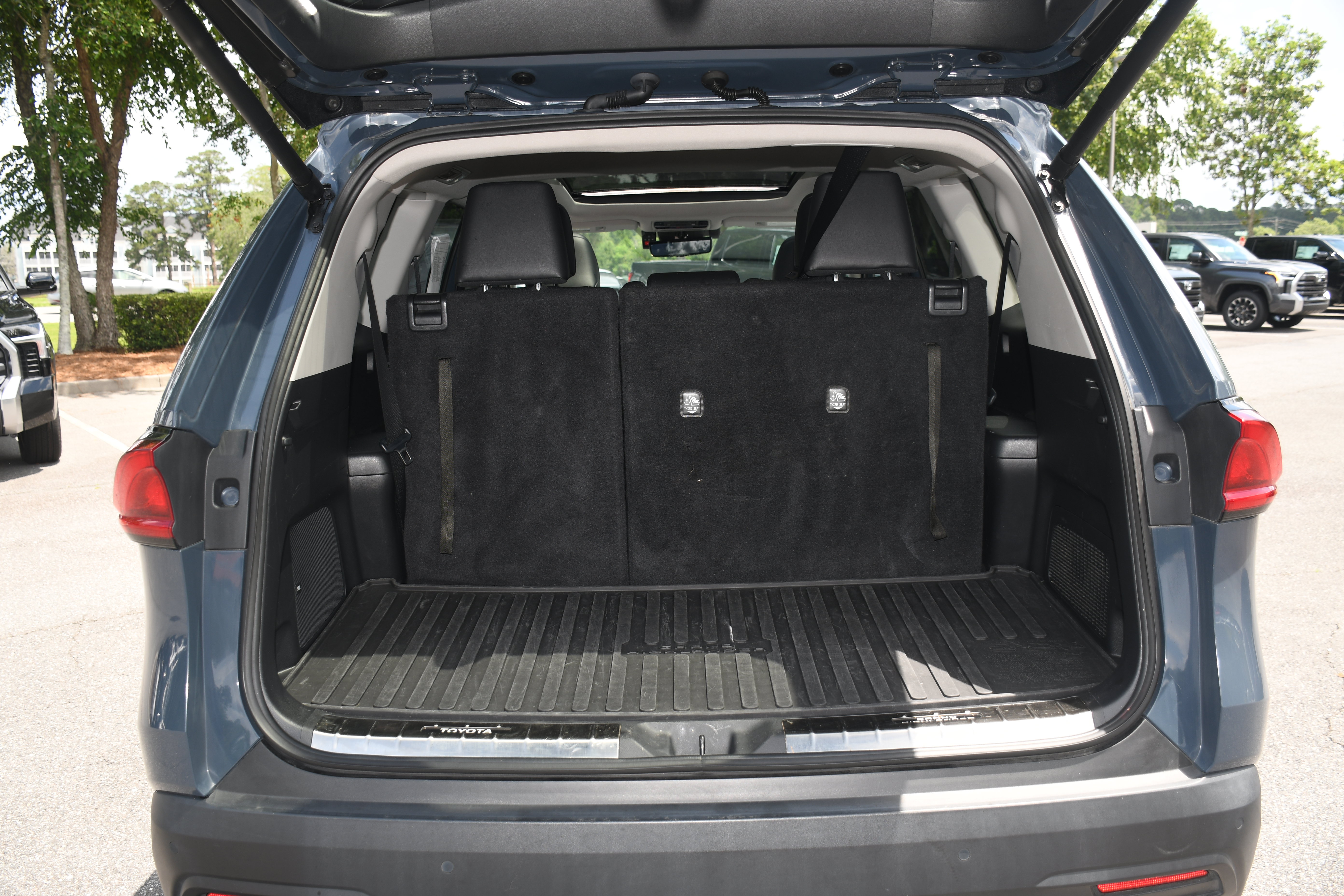 Certified 2024 Toyota Grand Highlander AWD image 20