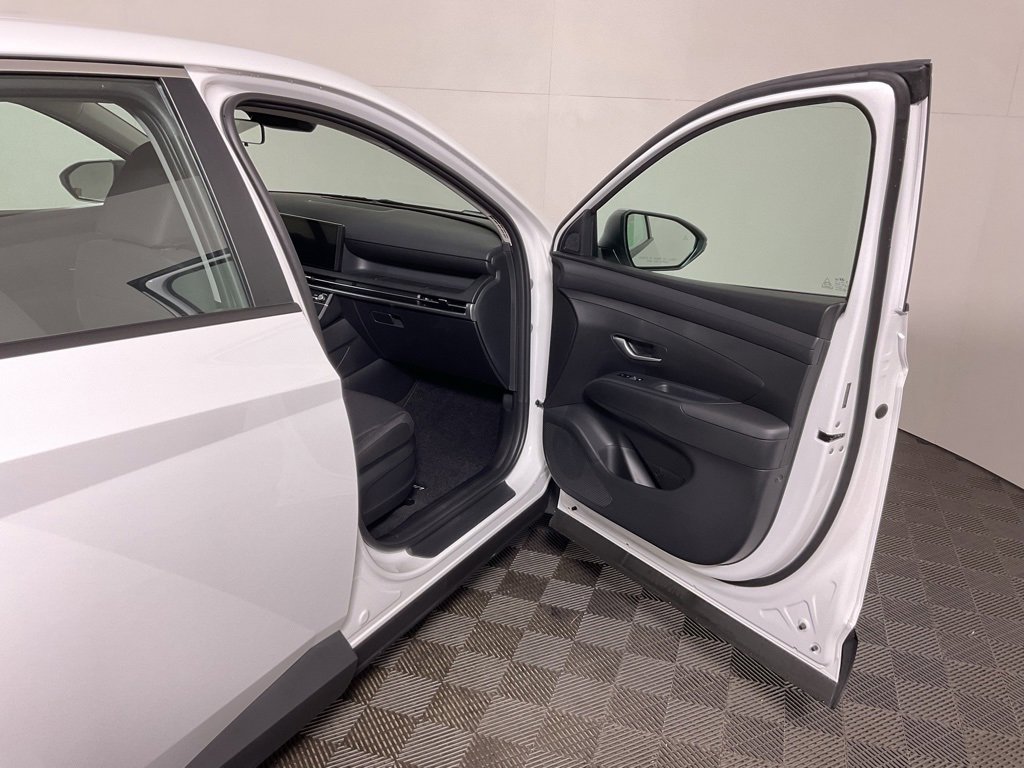New 2026 Hyundai Tucson SE image 33