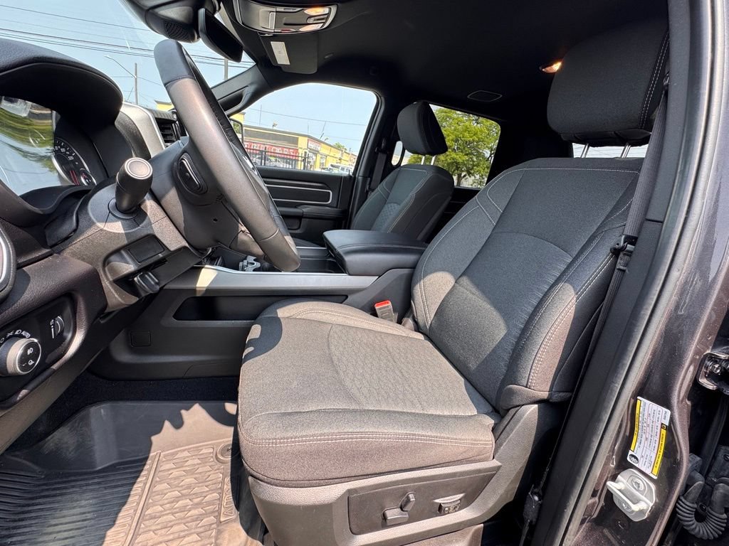 Certified 2025 RAM 2500 Big Horn AWD/4WD image 13
